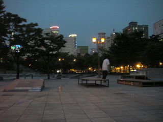 33702985_2583921629.jpg